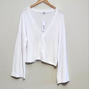 New!525 America White Button-Up Cardigan
